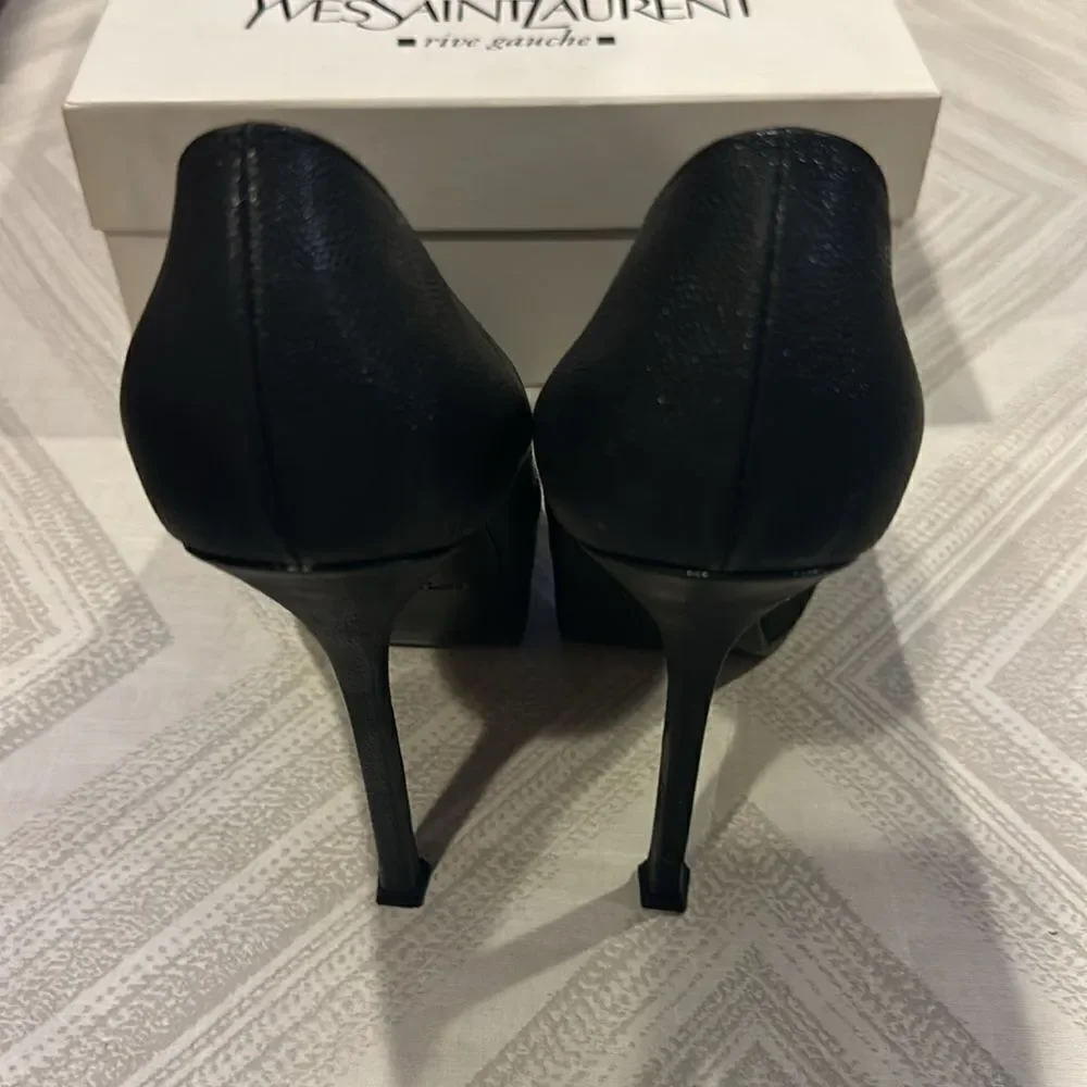 Yves Saint Laurent yves saint